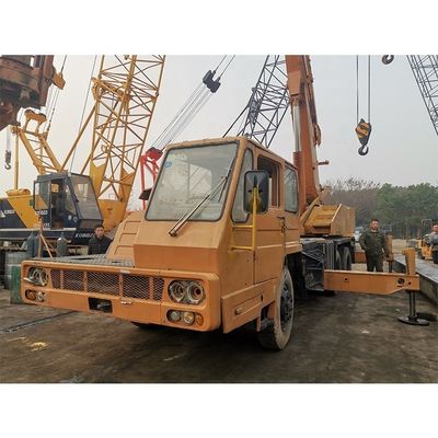 Altezza di sollevamento massima 42m Giappone Usata 20 tonnellate 25 tonnellate 40 tonnellate Granate montate su camion