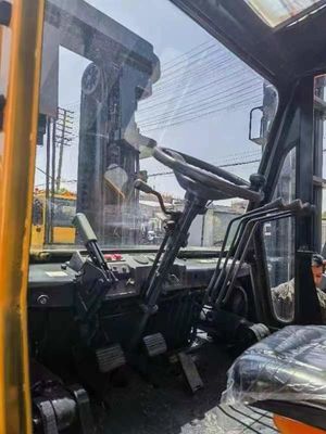 10 tonnellate di carrello elevatore usato TCM FD100 con motore diesel e in buone condizioni