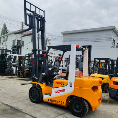 3000 kg motore diesel carrello elevatore 3 tonnellate in Giappone Originale Komatsu TCM Toyota FD30 FD30T6