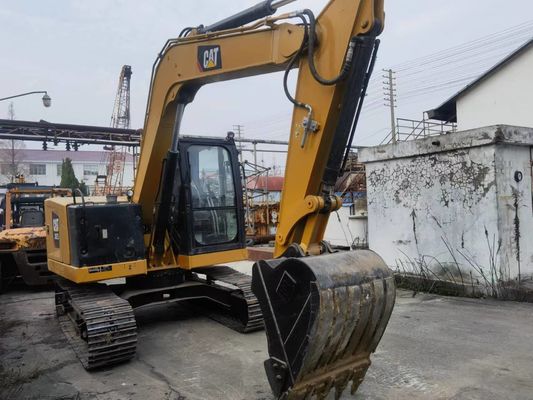 Escavatore usato CAT 307.5 con valvola idraulica originale e binari in gomma provenienti dal Giappone