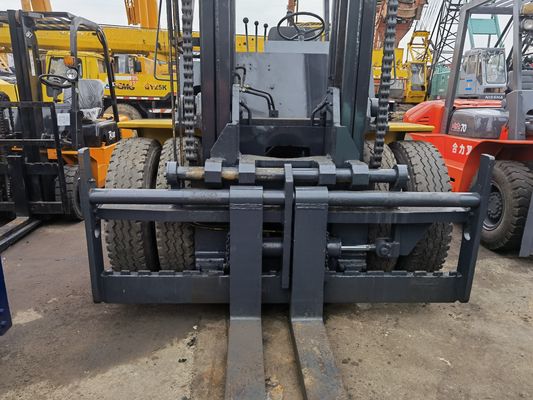 Altri carrelli elevatori diesel HOT Komatsu da 10 tonnellate a 12 tonnellate a 15 tonnellate a 16 tonnellate con mastello da container