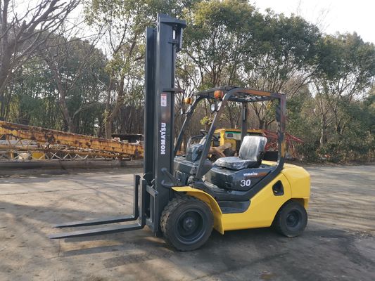 Camione elevatore Komatsu 3t Usato Camione elevatore elevatore Komatsu 3t Fd30 5 t Fd100 Diesel