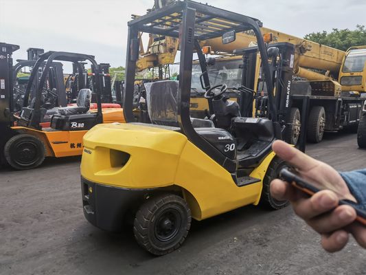 Forklift Komatsu FD30 da 3 tonnellate FD25 FD50 1,5 tonnellate 2,5 tonnellate 3 tonnellate 5 tonnellate Forklift giapponese usato
