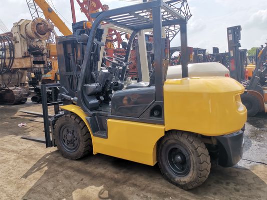 4000 kg Peso Piccolo carrello elevatore diesel in Giappone Komatsu FD30 FD40 FD50 3 tonnellate 4 tonnellate 5 tonnellate