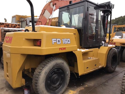 Camione elevatore a forchetta diesel da 16 tonnellate e 20 tonnellate in buone condizioni e di TCM per larghezza di forchetta di routine