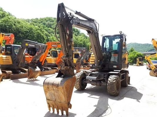 Escavatore a ruote Volvo EW60 di seconda mano in buone condizioni e con altra capacità di contenimento