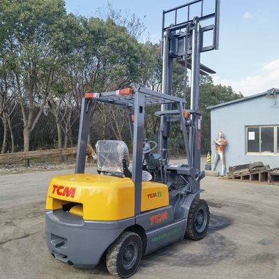 2.5 tonnellate di carrello elevatore TCM FD25T5 Usato carrello elevatore di 2,5 tonnellate con dimensioni generali standard