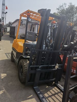 TCM FD20 T5 carrello elevatore da 3 tonnellate per funzioni multiple larghezza della forcella di routine in stato di utilizzo