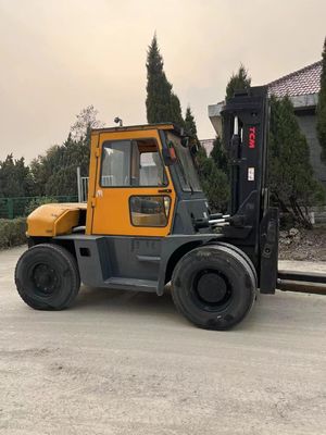 TCM FD80 di tipo diesel usato, carrello elevatore CE 4.5m, altezza di sollevamento 6m/s, velocità