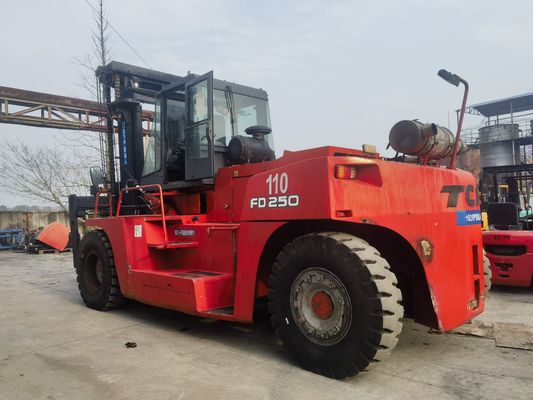 25 tonnellate di carrello elevatore TCM FD250 Longhua usato con dimensioni ordinarie
