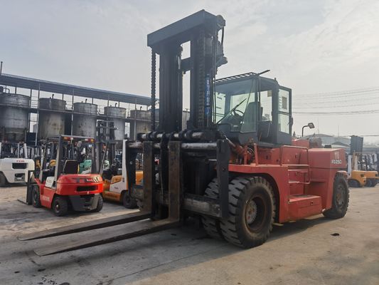 25 tonnellate di carrello elevatore TCM FD250 Longhua usato con dimensioni ordinarie