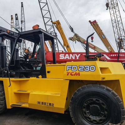 TCM FD230 carrello elevatore diesel da 12-25 tonnellate per il carico e lo scarico di container