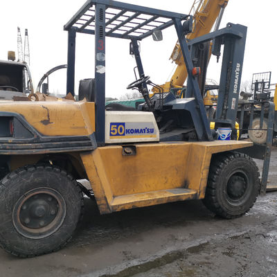 Camione elevatore Komatsu 5t con cilindro 1200mm Lunghezza della forcella 2,7*1,2*2,1m Dimensioni complessive