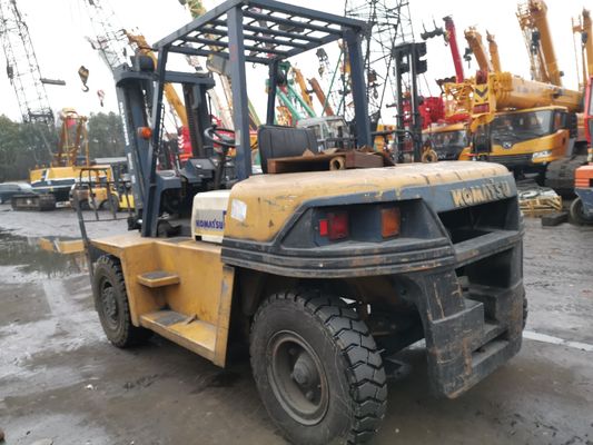 Camione elevatore Komatsu 5t con cilindro 1200mm Lunghezza della forcella 2,7*1,2*2,1m Dimensioni complessive