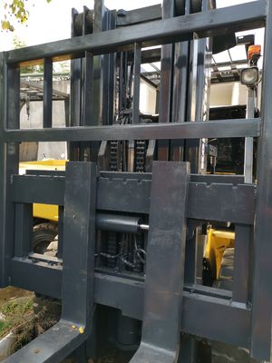 5 tonnellate Giappone Originale Komatsu FD50-7 Diesel Forklift a Shanghai con 1200 mm di lunghezza di forcella