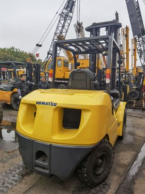 Shanghai Instock Komatsu FD50-10 carrello elevatore da 5 tonnellate con 2,5 tonnellate 3 tonnellate 3,5 tonnellate 5 tonnellate 7 tonnellate 15 tonnellate