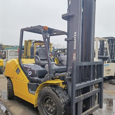 Shanghai Instock Komatsu FD50-10 carrello elevatore da 5 tonnellate con 2,5 tonnellate 3 tonnellate 3,5 tonnellate 5 tonnellate 7 tonnellate 15 tonnellate