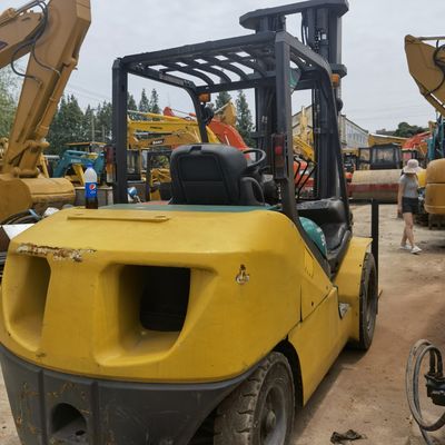 FD50T-17 FD50 Camioni a forchetta Komatsu diesel per camion a forchetta Batteria Start 3,0 tonnellate Giappone