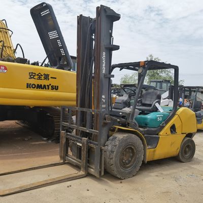 5 tonnellate di carrelli elevatori Komatsu FD50-10 FD50-7 FD50 con fonte di alimentazione manuale e in buone condizioni