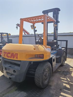 In ottime condizioni, giapponese usato da 7 tonnellate FD70 e larghezza di forcella di routine