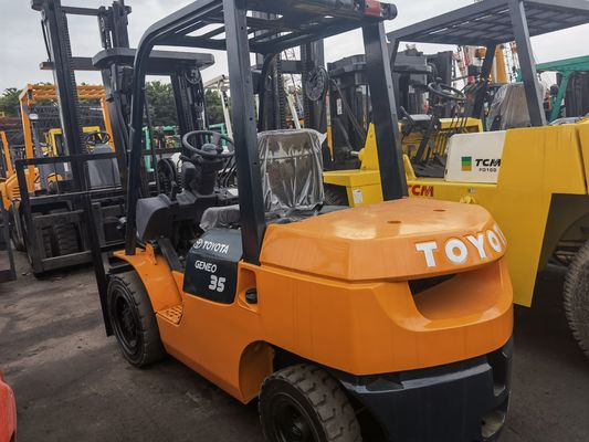 Toyota usato 3.5 tonnellate FD35 Diesel carrello elevatore a Shanghai cantiere con 3500 kg larghezza forcella