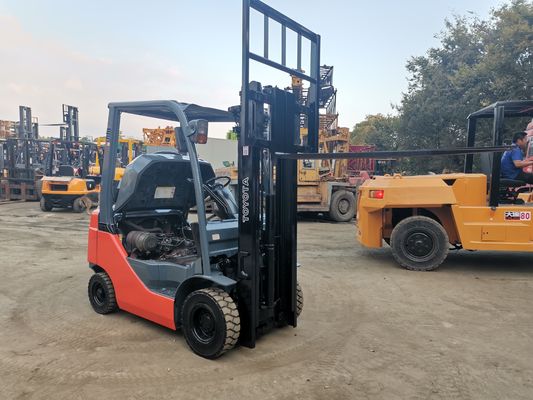 Forchetta di routine di larghezza di 1,5 tonnellate diesel Toyota FD15 con 2 tappe 3 metri a Shanghai