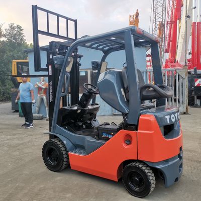 Forchetta di routine di larghezza di 1,5 tonnellate diesel Toyota FD15 con 2 tappe 3 metri a Shanghai