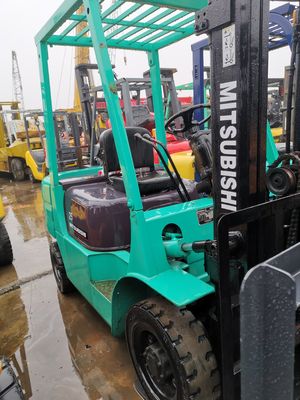 Camione elevatore diesel da 2,5 tonnellate con motore Mitsubishi o Isuzu