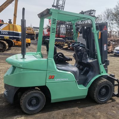 Condizioni di lavoro stabili Mitsubishi di seconda mano FD30 da 3 tonnellate con larghezza di forcella 180 mm