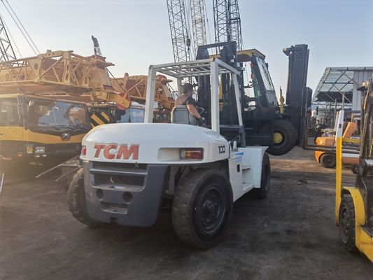 10 tonnellate di carrello elevatore di 3 metri TCM FD100 usato con motore diesel e lunghezza di forcella di routine