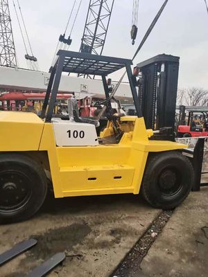 10 tonnellate di carrello elevatore TCM fd100 a Shanghai versatile per applicazioni alimentari e bevande