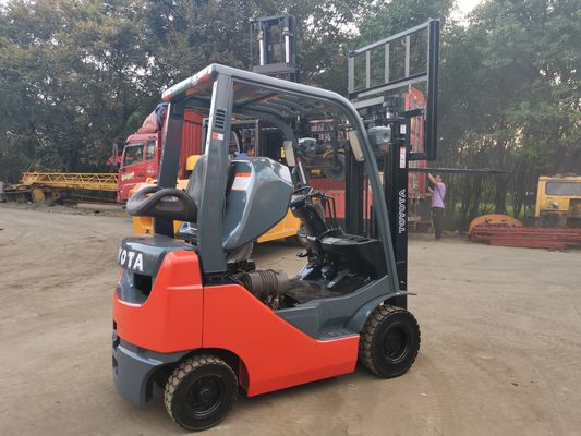 Fonte di alimentazione del motore a benzina Minicaricatore per carrelli elevatori da 3 a 5 tonnellate a Shanghai