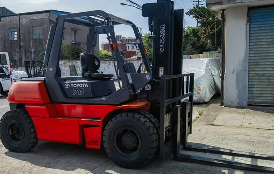 7 tonnellate di carrello elevatore diesel con certificazione EPA e Toyota ISUZU motore lunghezza della forcella di routine