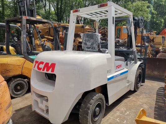 TCM FD50 carrello elevatore da 5 tonnellate con telaio a due porte e motore diesel