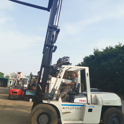 TCM FD100 di seconda mano 10 tonnellate di carrello elevatore diesel per le operazioni e l'efficienza delle bevande alimentari