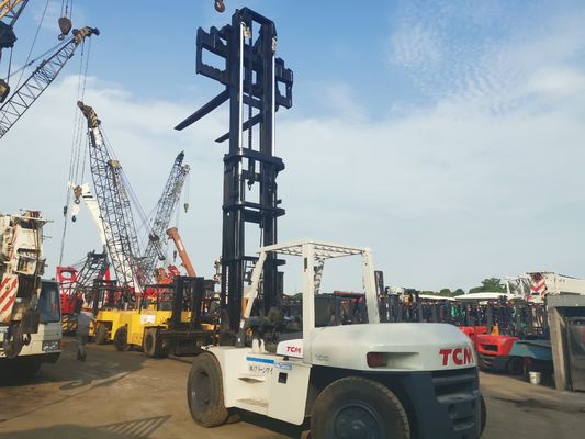 TCM FD100 di seconda mano 10 tonnellate di carrello elevatore diesel per le operazioni e l'efficienza delle bevande alimentari
