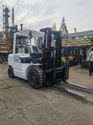 5 tonnellate TCM FD50 carrello elevatore con motore diesel a basso consumo di carburante