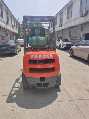 Camioncino Toyota da 3 t con cambio laterale e cilindro FDZN30 LP Motore a gas Komatsu TCM Misubishi
