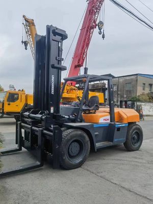 Peso KG 10000 kg Buone condizioni Tcm 10 tonnellate Camione elevatore FD100 Stacker usato Originale Giappone