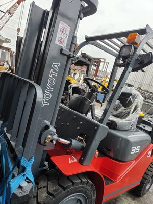 3.5 tonnellate 3 tonnellate 5 tonnellate carrello elevatore FD30 Toyota carrelli elevatori Giappone Originale Due e Tre Gantry 3m 4.5m