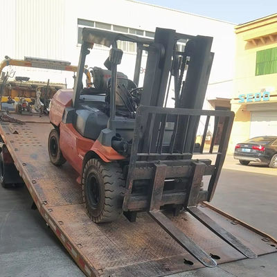 Toyota FD50 usato carrello elevatore da 5 tonnellate con 5000 kg di peso e buon lavoro in buone condizioni