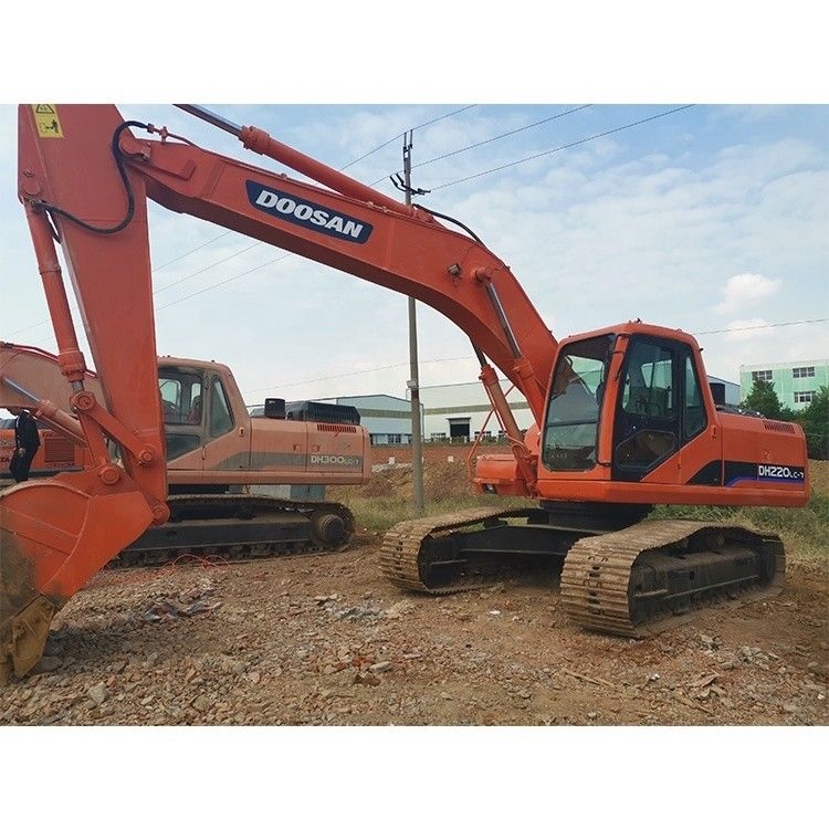 Daewoo 220lc-7 300 420 Escavatore usato Doosan 220 dalla Corea del Sud con 4m3 Bucket