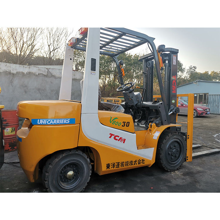 Larghezza di forcella di routine TCM 3 tonnellate 3.5 tonnellate carrello elevatore diesel con motore ISUZU YANMAR MISUBISHI