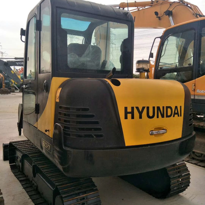 Hyundai 60-7 Crawler Excavator Macchine da costruzione usate con orario di lavoro ridotto