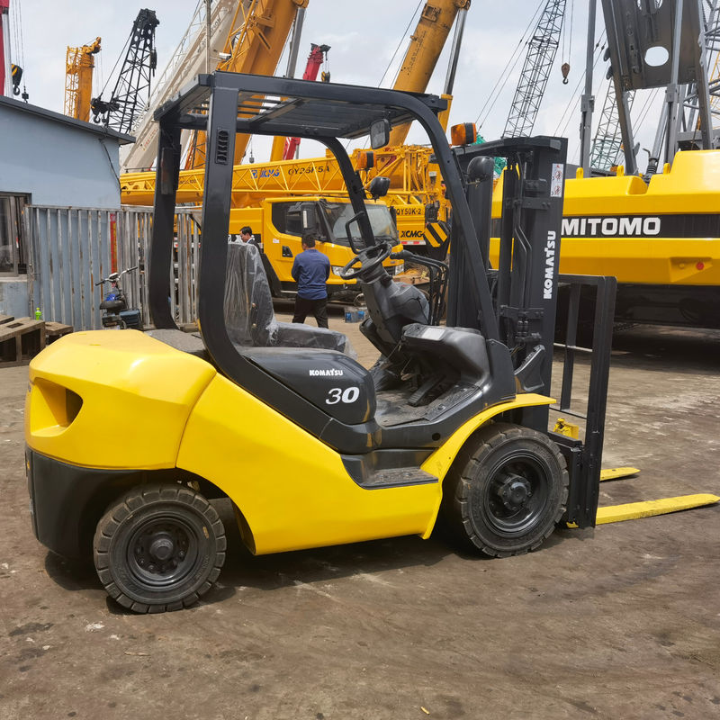 Forklift Komatsu FD30 da 3 tonnellate FD25 FD50 1,5 tonnellate 2,5 tonnellate 3 tonnellate 5 tonnellate Forklift giapponese usato