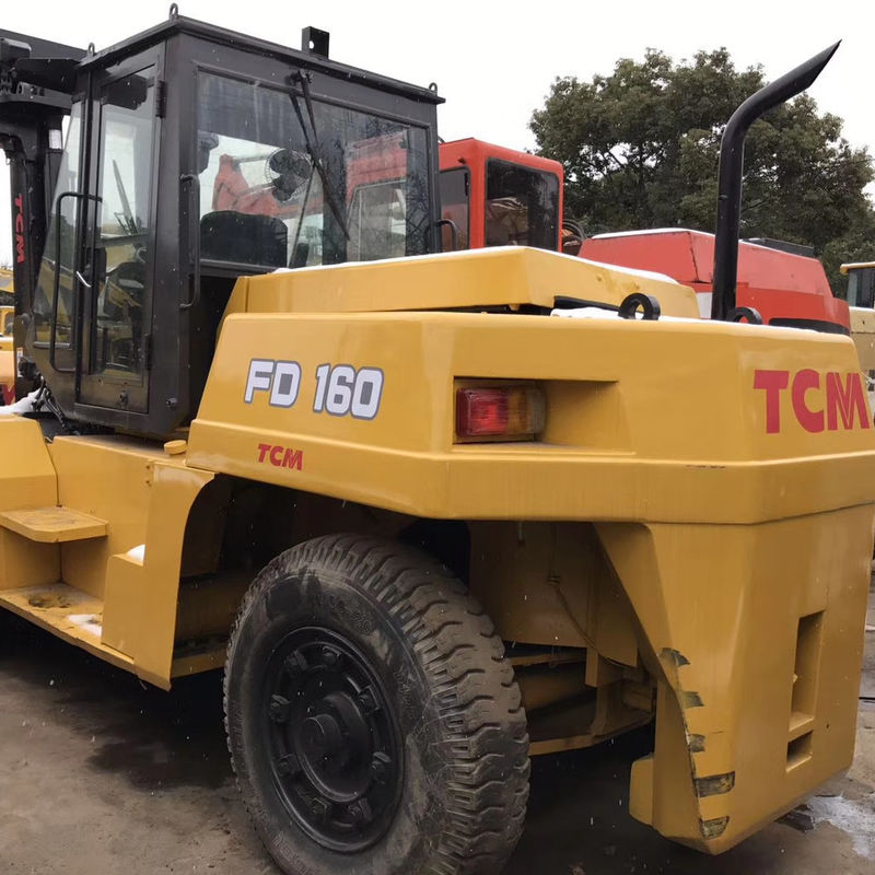 Camione elevatore a forchetta diesel da 16 tonnellate e 20 tonnellate in buone condizioni e di TCM per larghezza di forchetta di routine