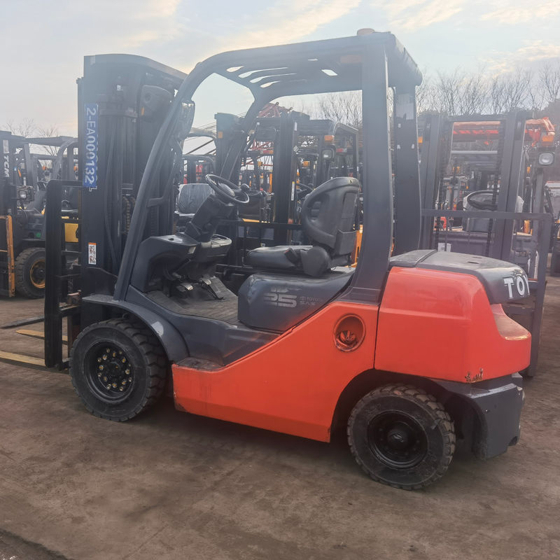 2.5 tonnellate Toyota Forklift FD30 per la movimentazione dei materiali Anno 2012 Stampa