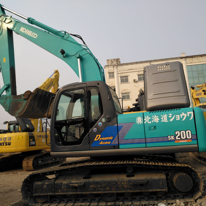 Capacità di carico nominale di 3 tonnellate Kobelco SK200 escavatore conveniente 20 tonnellate escavatore usato