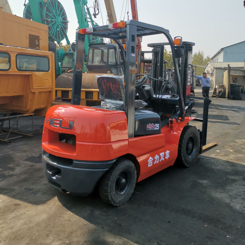 2.5 tonnellate di carrello elevatore a forchetta diesel con certificazione CE e dimensioni di forchetta di routine