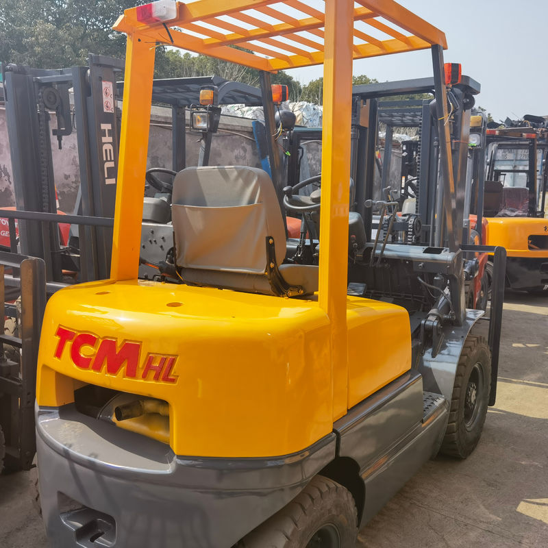 TCM FD20 T5 carrello elevatore da 3 tonnellate per funzioni multiple larghezza della forcella di routine in stato di utilizzo
